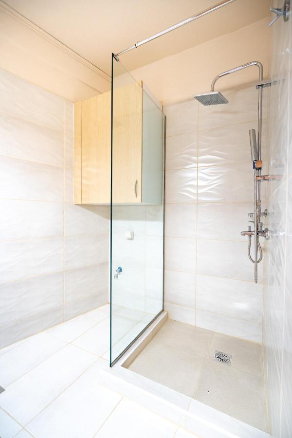 Monastiraki Metro Station Studio For 4 Persons 아테네 외부 사진