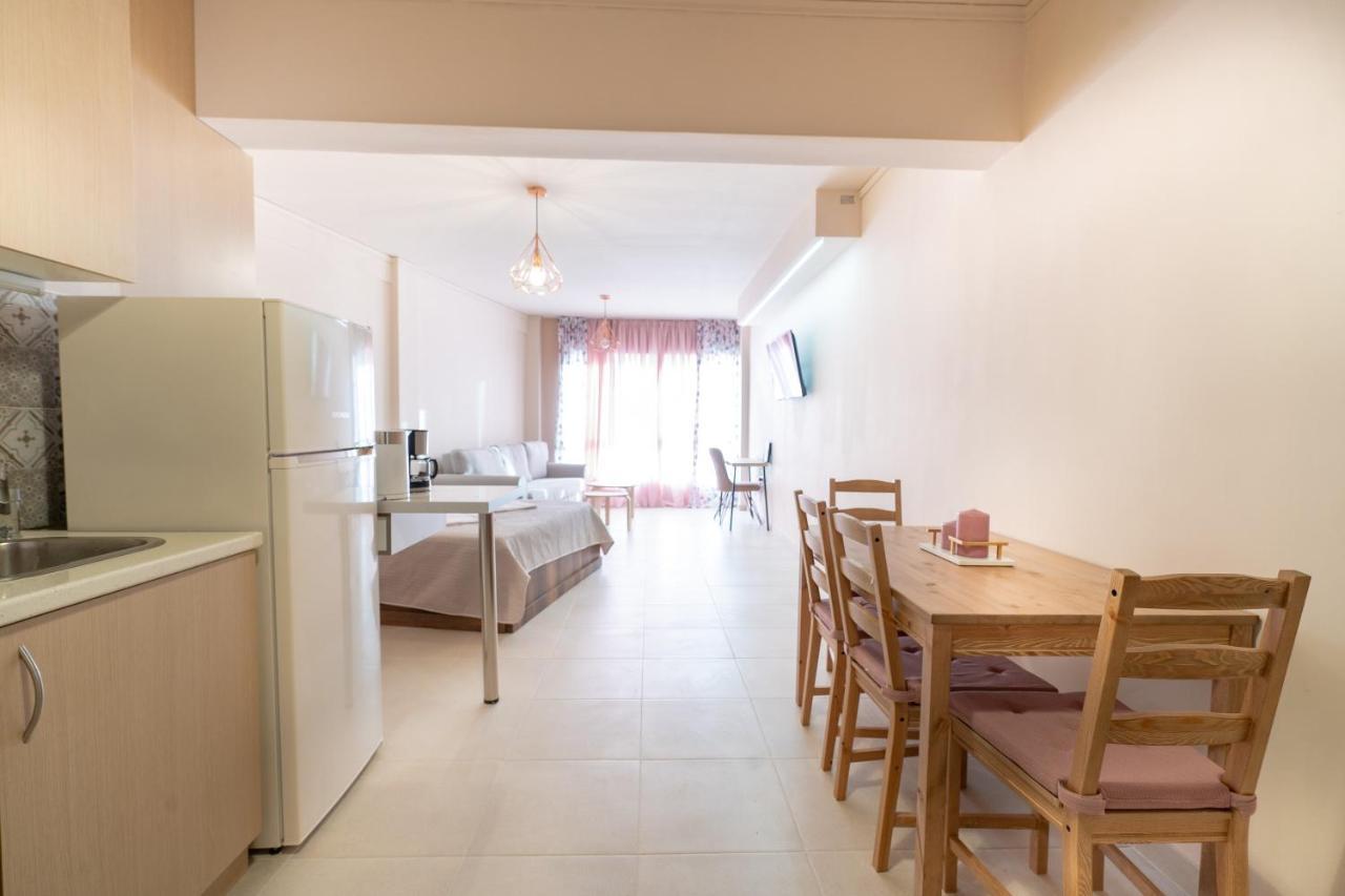 Monastiraki Metro Station Studio For 4 Persons 아테네 외부 사진