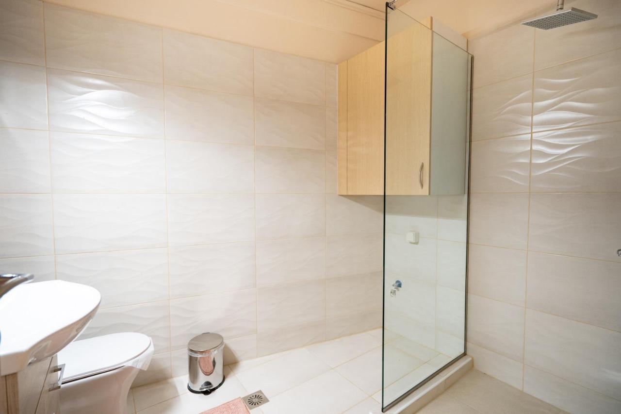 Monastiraki Metro Station Studio For 4 Persons 아테네 외부 사진