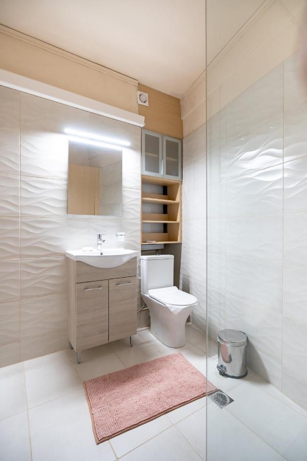 Monastiraki Metro Station Studio For 4 Persons 아테네 외부 사진